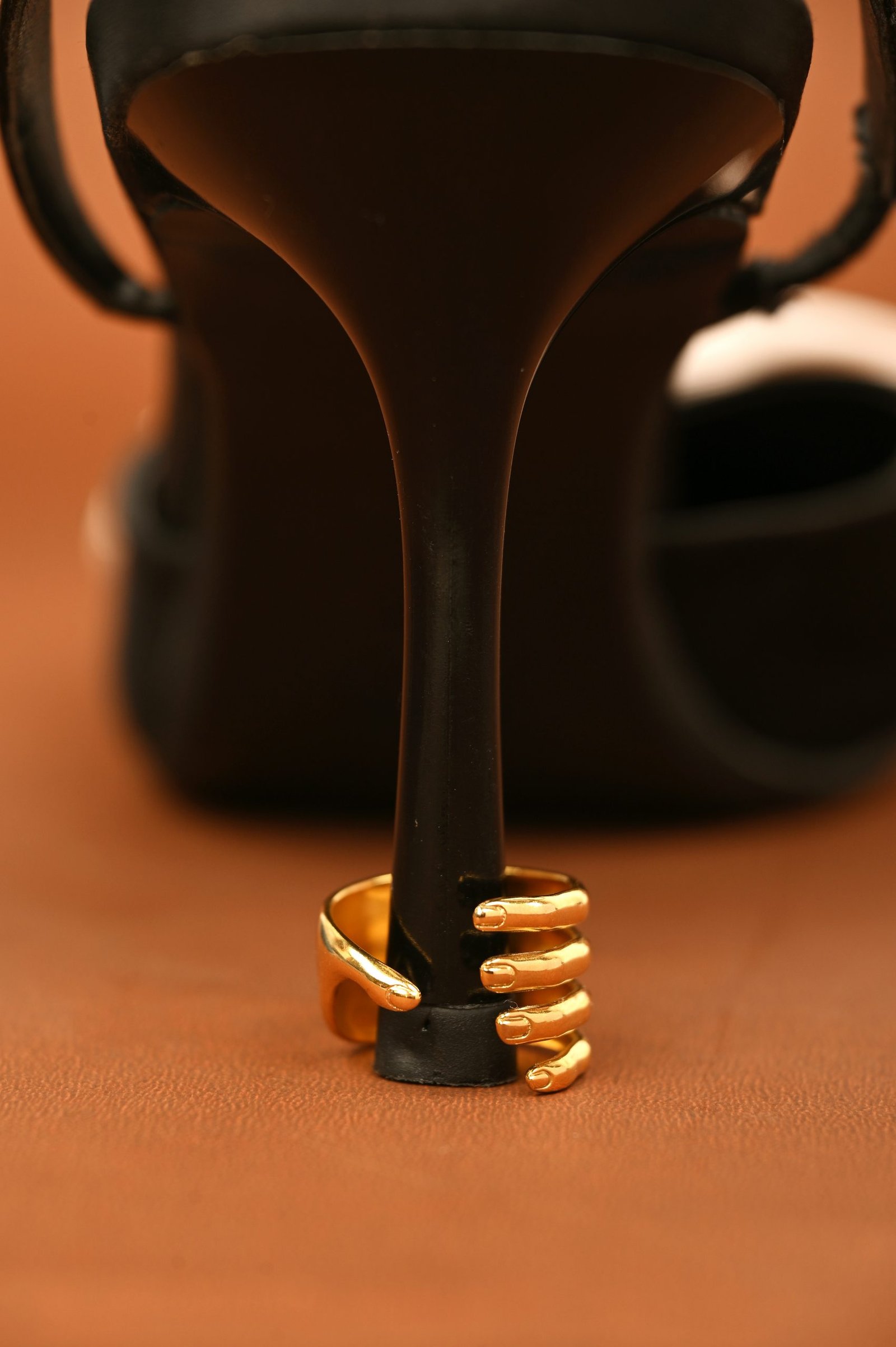hold me ring Hold Me Rings - Image 1